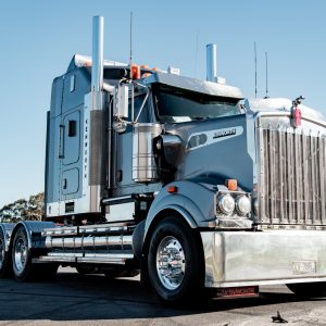 2016 Kenworth T909