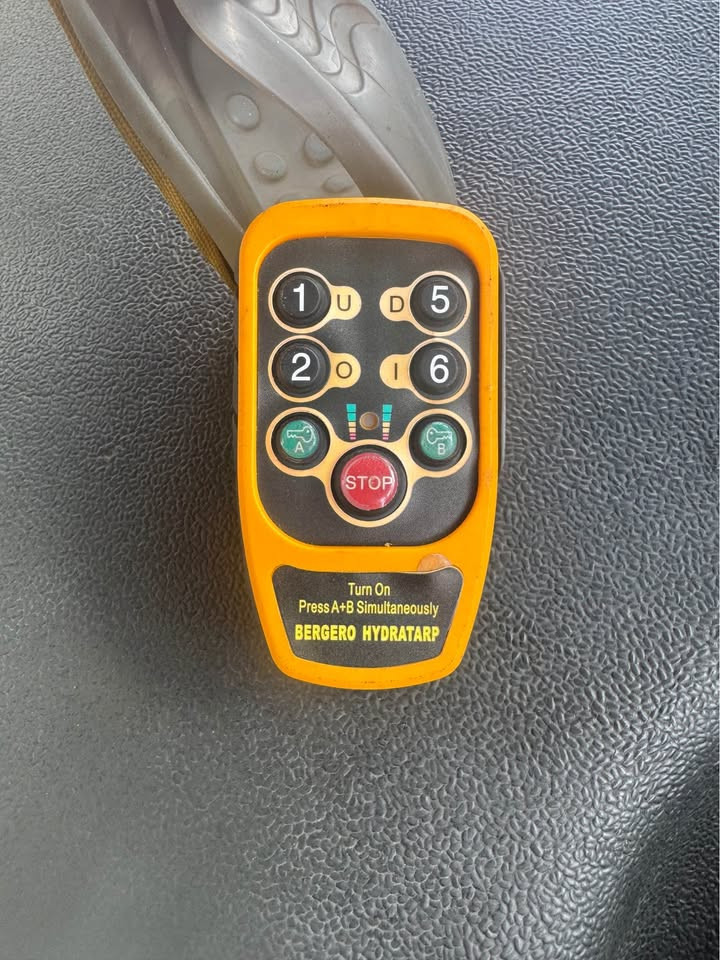 2018 Volvo FM410 image 10