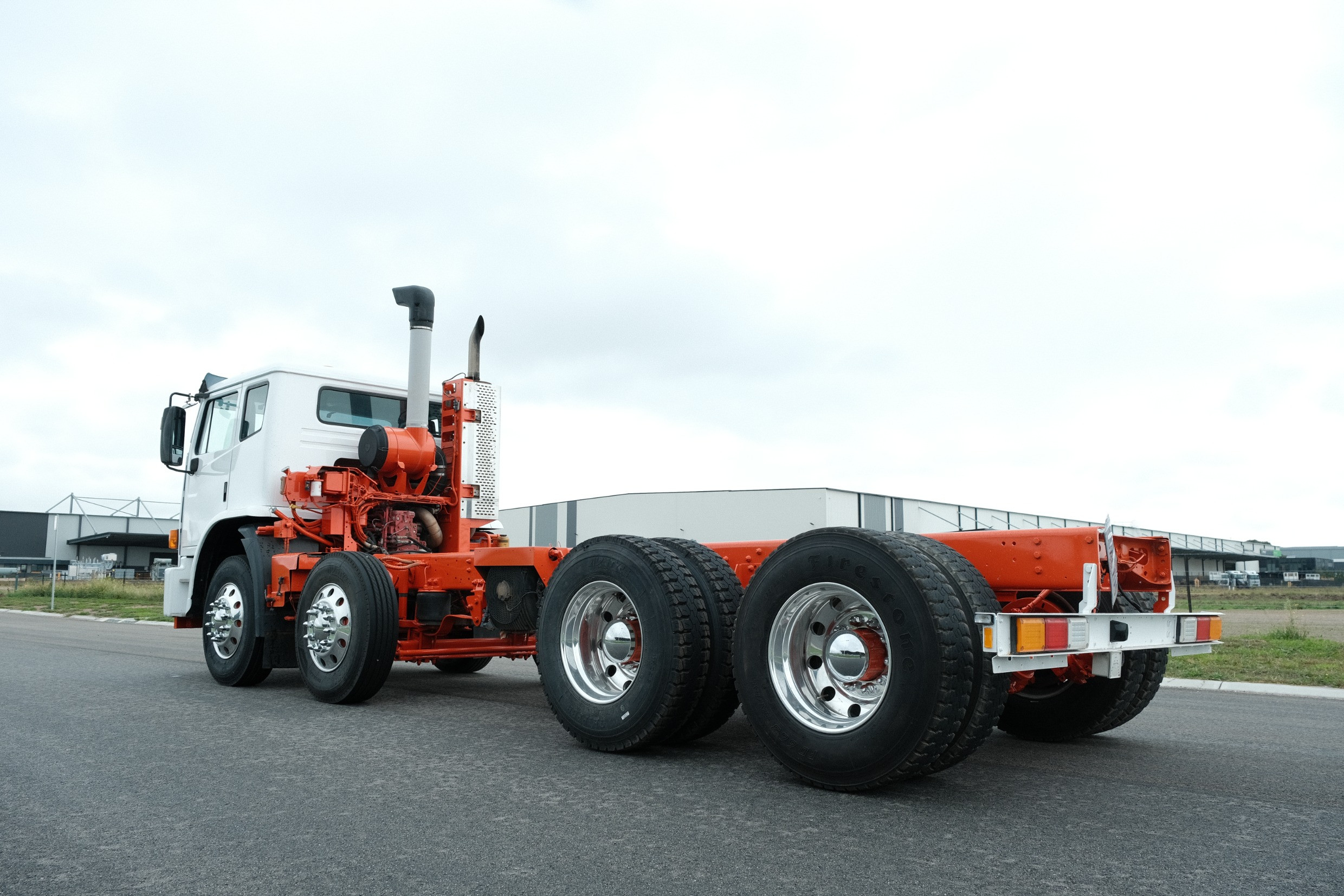 2013 Iveco Acco 2350G image 9