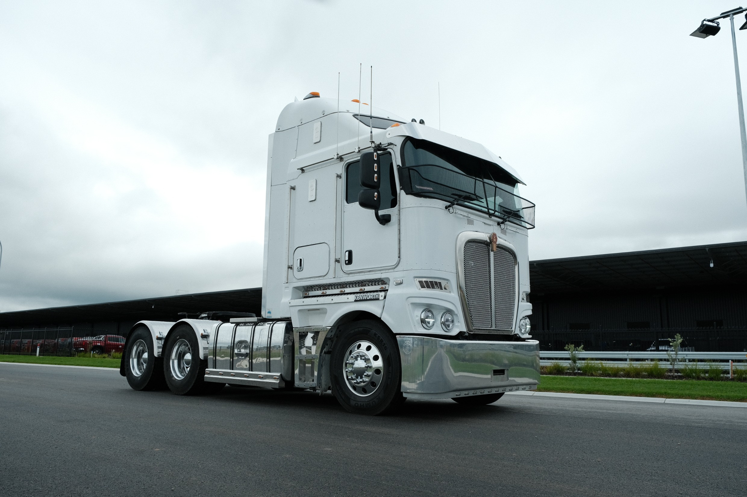 2023 Kenworth K200