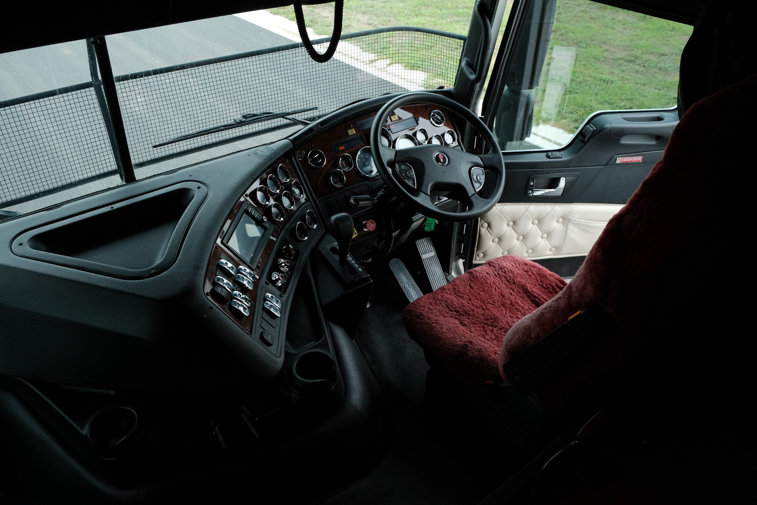 2023 Kenworth K200 image 17