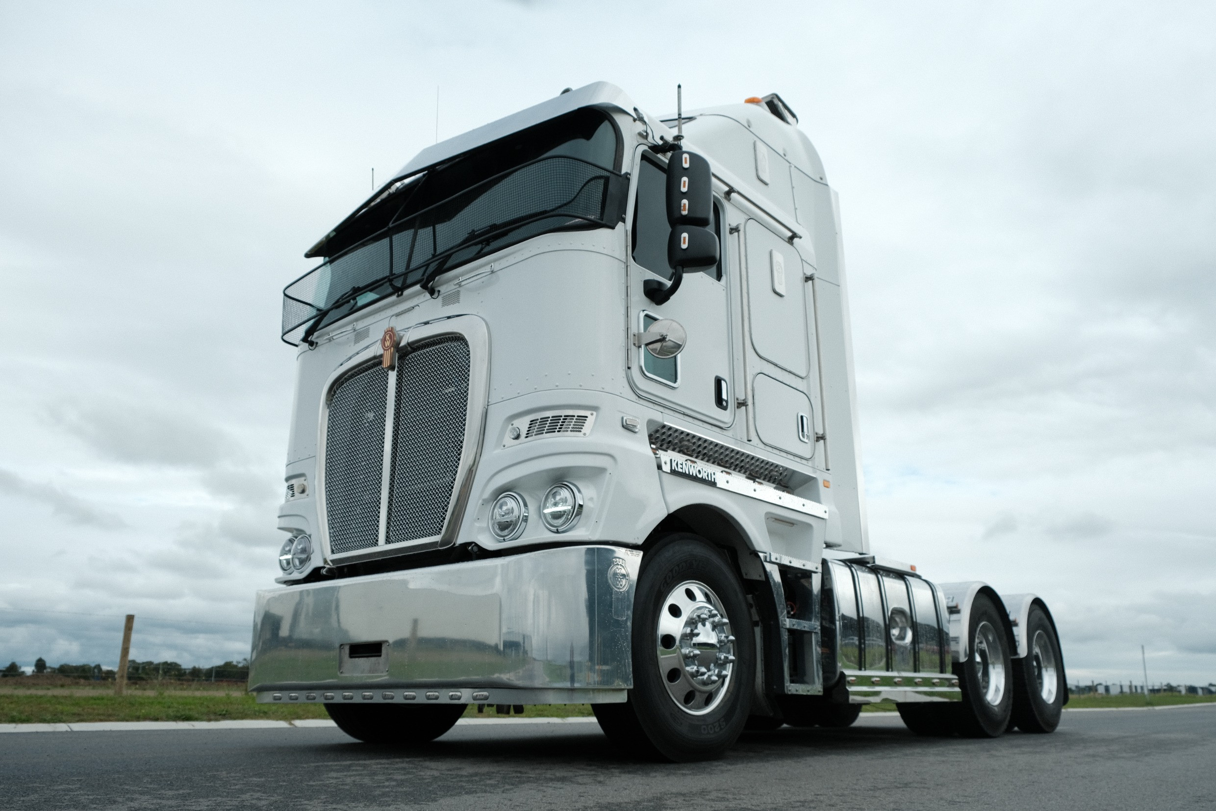 2023 Kenworth K200 image 9