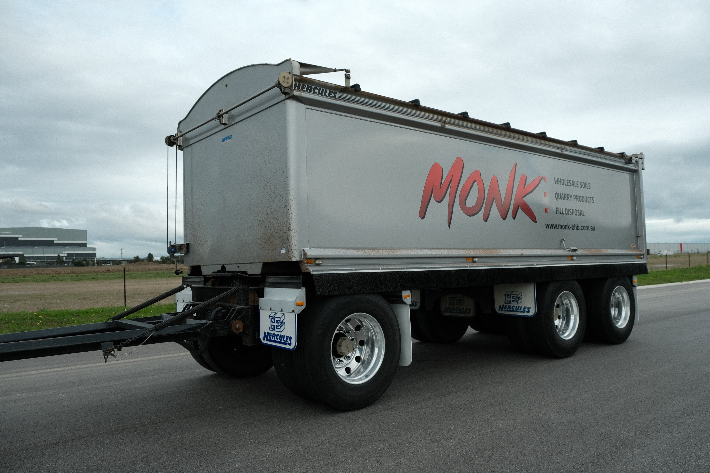 2016 Mack GRANITE image 8