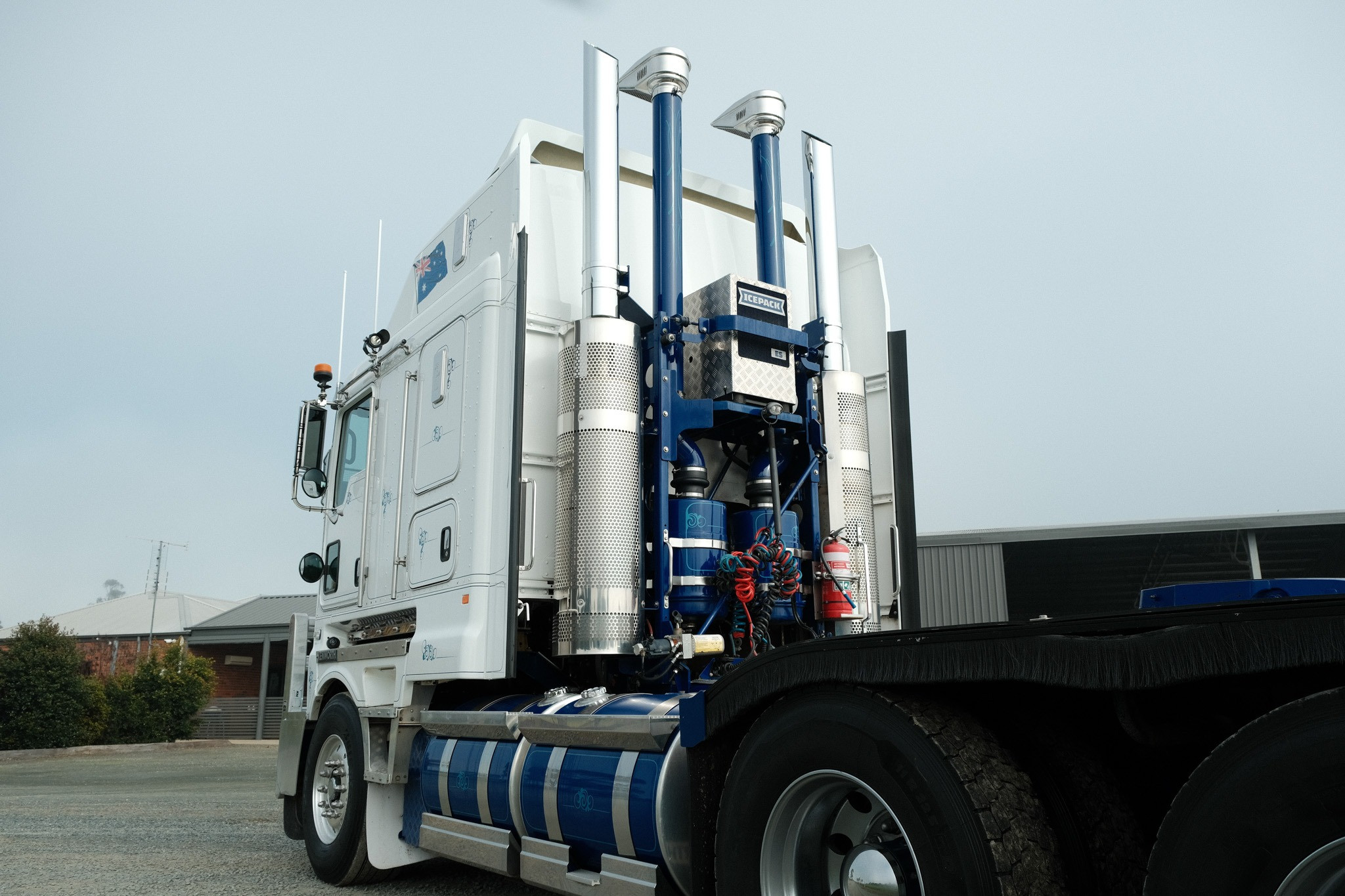 2022 Kenworth K200 image 10