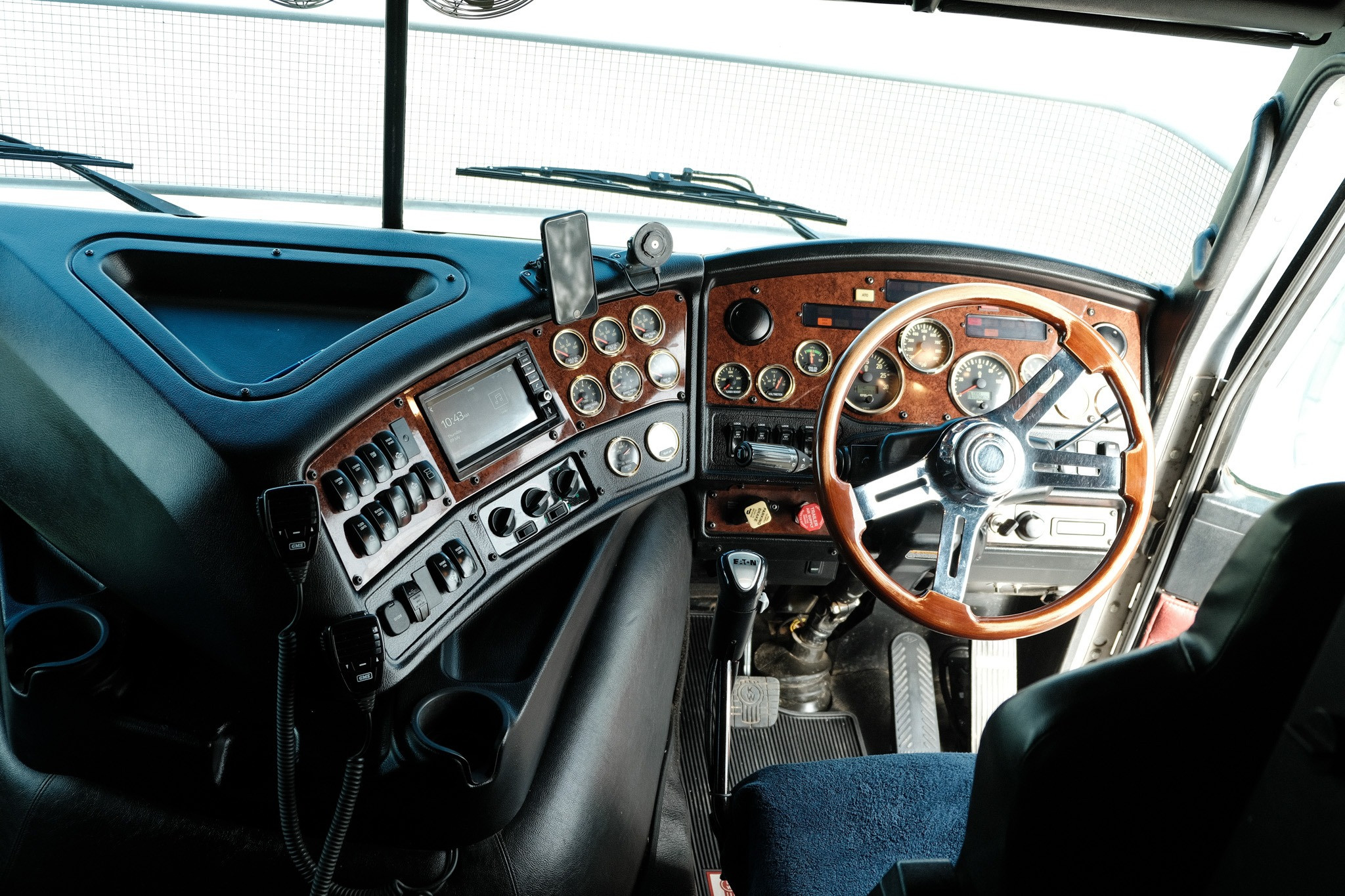 2022 Kenworth K200 image 20