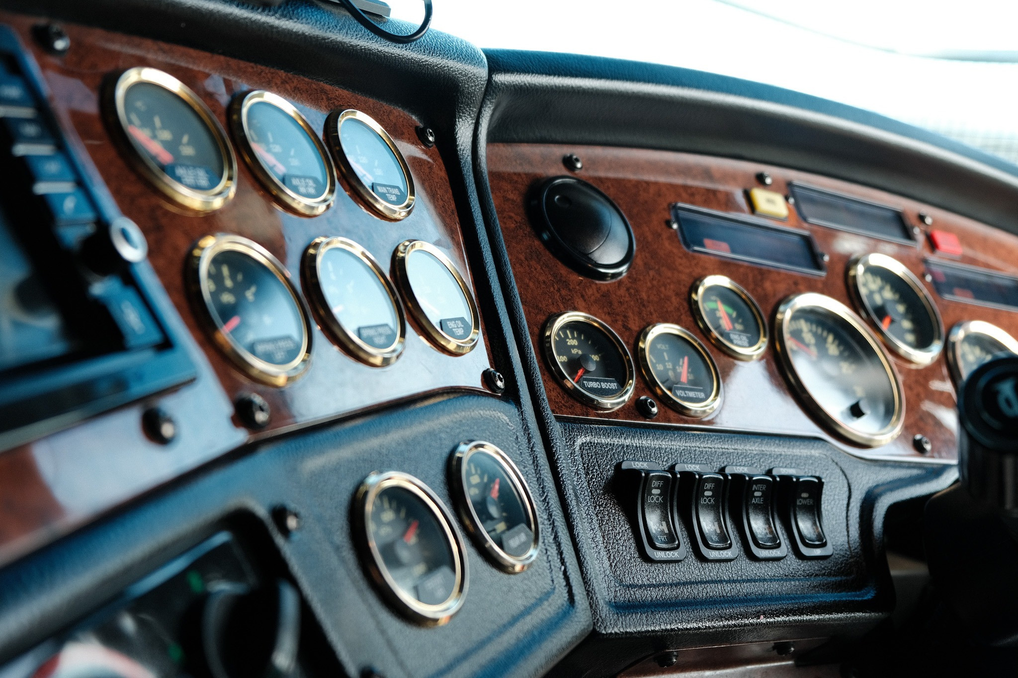2022 Kenworth K200 image 25