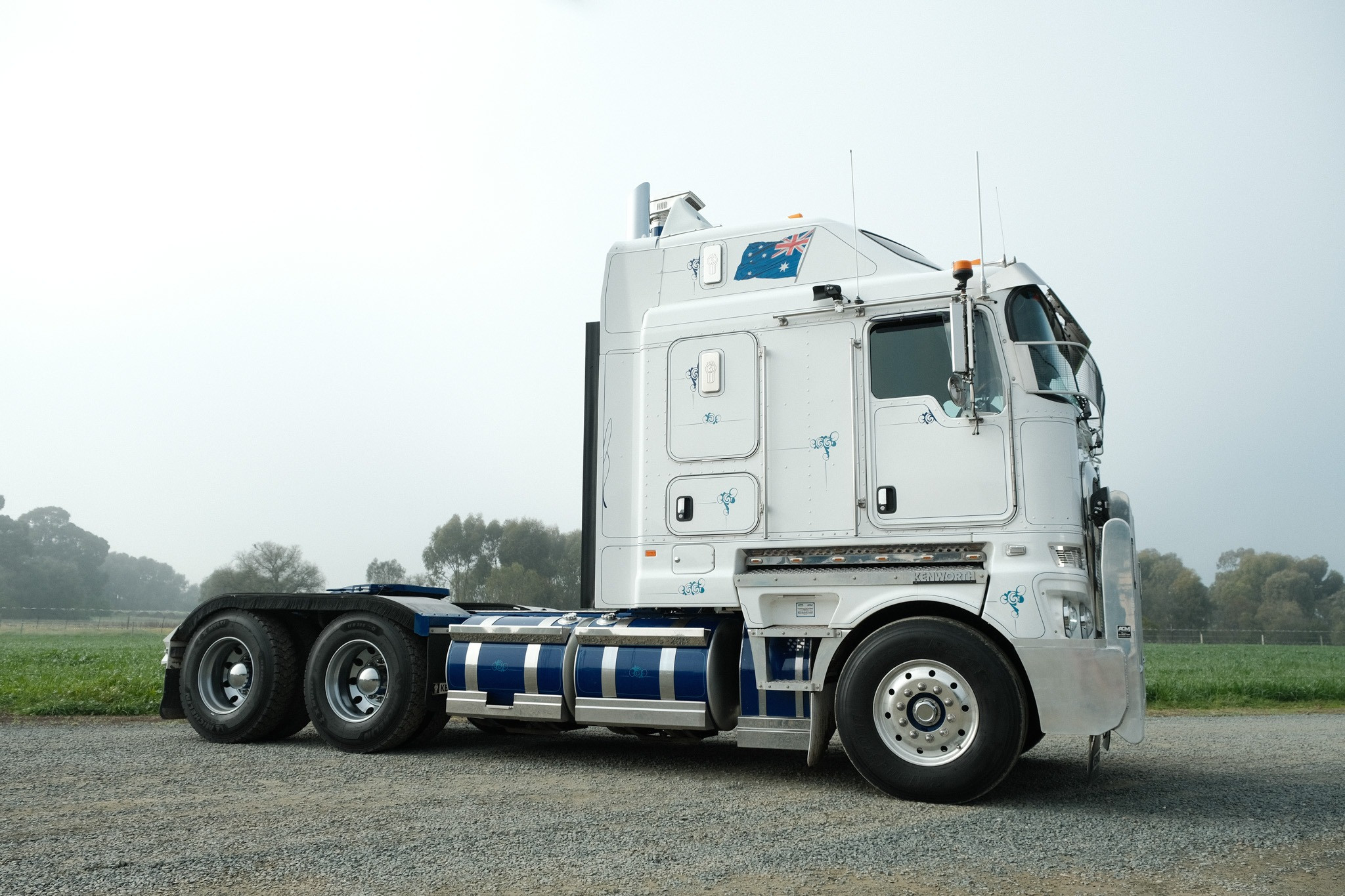 2022 Kenworth K200 image 4