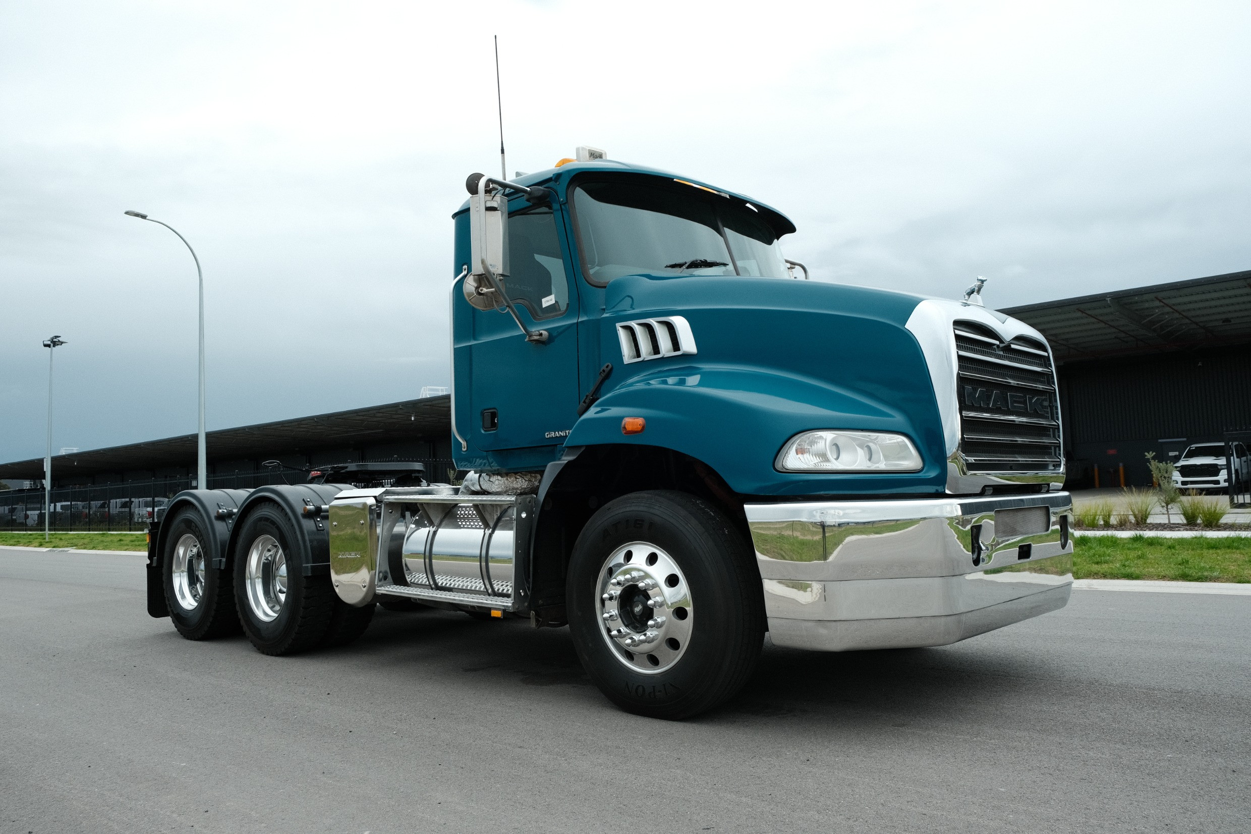 2016 Mack GRANITE