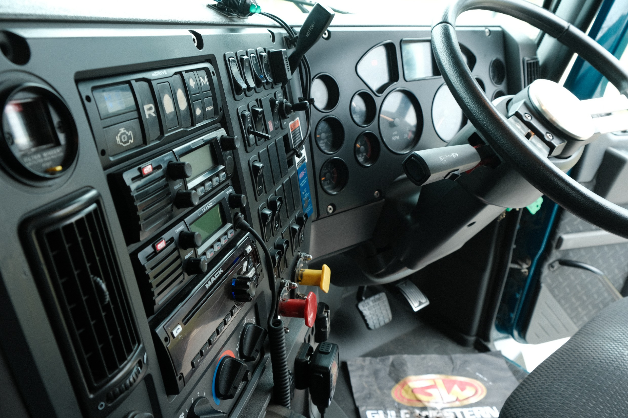 CTR Trucks - 2728895 - 14